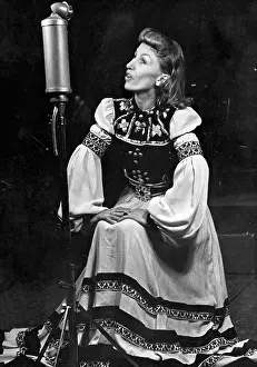 Helene: Lale Andersen, 1940