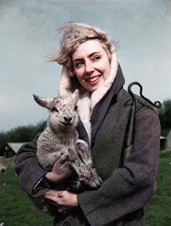 Duffle: LAMB AND SHEPHERDESS