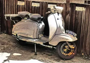 Saddles: Lambretta motor scooter