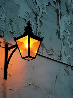 Wall Mounted: Lamp DP