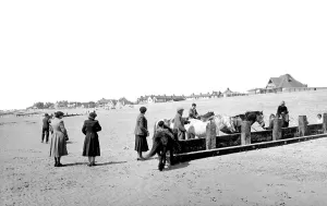 Lancing: Lancing, the Beach c1960