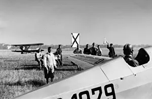 Flamingo: Landing and take-off exercises on the runway of the Flying s