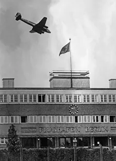 Landed: Landing of a transatlantic plane, 1938