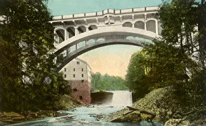 Youngstown: Lanternman Falls Bridge. Youngstown