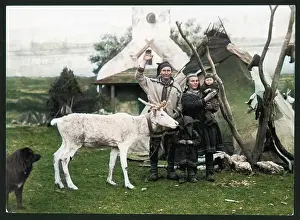 Tepee: LAPLANDERS AND REINDEER