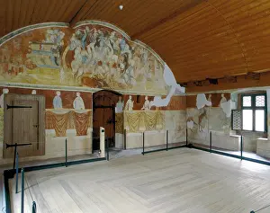 Bolzano: The large frescoes in the
