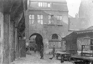 Hens: Large Krogelhof in Berlin, 1907