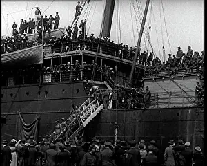 Disembark: Large Numbers Of American Soldiers Standing