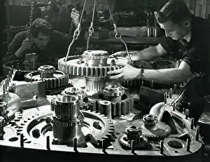 Compression: Large output pinion - Deltic engine