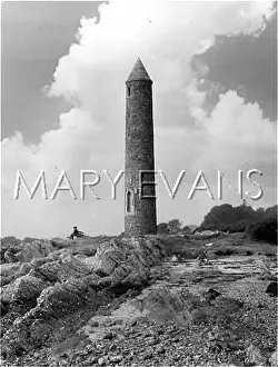 Largs: LARGS BATTLE MONUMENT