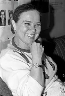 Yakovlev: Larisa Golubkina, 1992