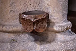 Basins: Late Gothic stoup in the Benedictine Nonnberg