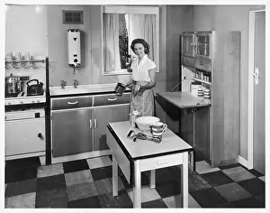 Cons: LATEST 1950S KITCHEN