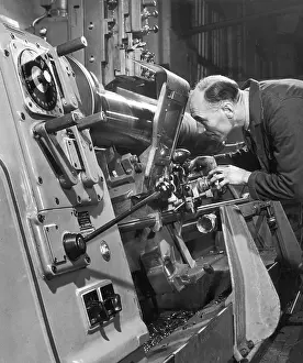 Heinz Zinram: A lathe operator at work