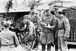 Instructs: Latvian volunteers of the weapon SS on the Eastern Front, 19