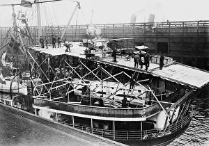 Experimented: Launch of a biplane from the board of the Pennsylvania, 19