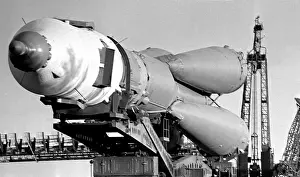 Mounting: Launch vehicle with spaceship Soyuz-9 before mounting