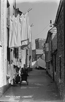 Laundry: Laundry Day in Old Looe