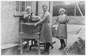 Mangles: LAUNDRYMAIDS & MANGLE