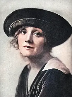 Laurette: Laurette Taylor