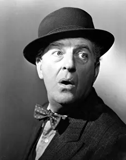 Holloway: THE LAVENDER HILL MOB