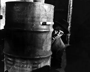 Holloway: THE LAVENDER HILL MOB