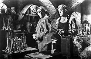 Holloway: THE LAVENDER HILL MOB