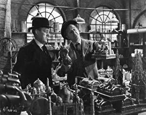Holloway: THE LAVENDER HILL MOB