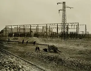 Sleeper: LAYING RAILWAY TRACK 30S