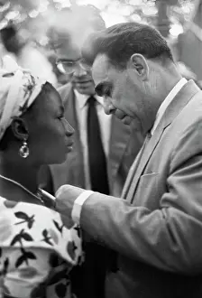 Locals: L.Brezhnev's visit to Guinea