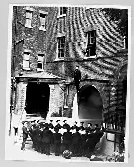 Trampoline: LCC-LFB Brigade headquarters jumping sheet drill