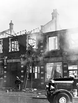 Eltham: LCC-LFB Commercial building fire, Avery Hardoll, Eltham