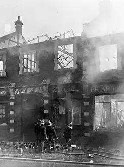 Eltham: LCC-LFB Commercial building fire, Avery Hardoll, Eltham