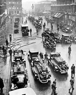 Farringdon: LCC-LFB Daylight Rubber Co fire, Farringdon Road