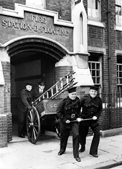 Rotherhithe: LCC-LFB Fire Station D, Floating Platform Wharf, Rotherhithe