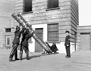 Drills: LCC-LFB Recruit firefighters training at Brigade HQ, SE1