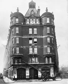Tabernacle: LCC-LFB Shoreditch fire station, Hackney