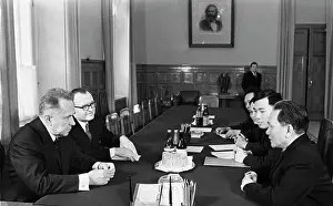 Kosygin: Le Thanh Ngh? in USSR