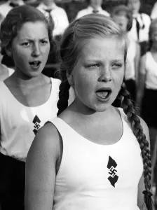 Upbringing: League of German Girls