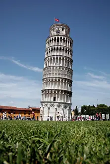 Miracles: Leaning Tower of Pisa
