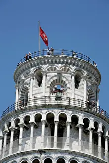 Miracles: Leaning Tower of Pisa