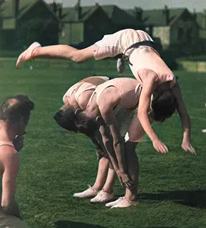 Barnaby (colourised): LEAPFROG