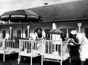 Unmarried: The Lebensborn maternity home in Upper Bavaria, 1940