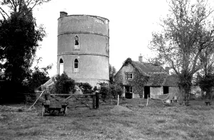 Lechlade: Lechlade, the Round House c1960