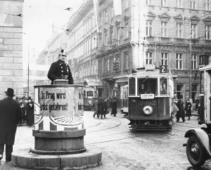 Remaining: Left-hand traffic in Prague, 1939