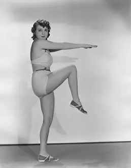 Stamina: Leg lifts