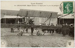 Prepares: LEGAGNEUX AT LYON