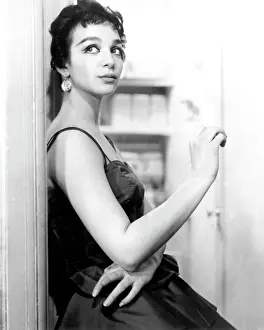 Goldoni: Lelia Goldoni - actress