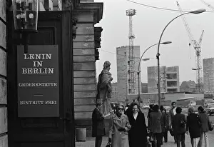 Stay: Lenin in Berlin Exhibition
