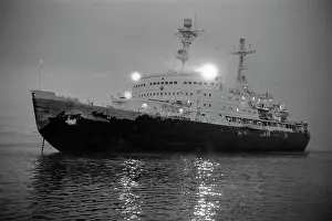 Icebreaker: Lenin icebreaker